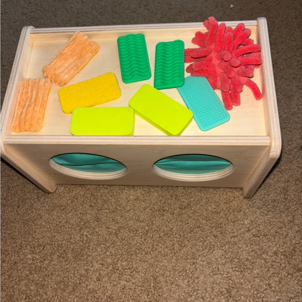 Lovevery Montessori Sensory box Wooden